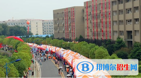 武昌职业学院8