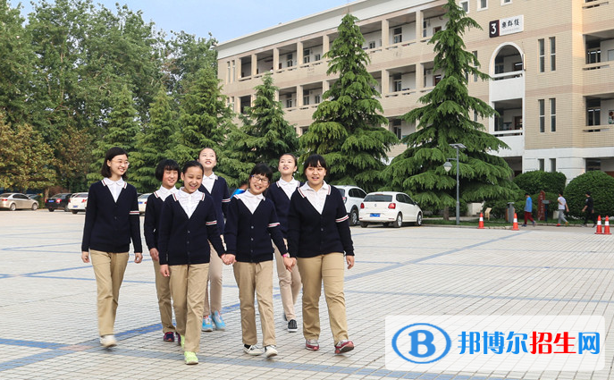 郑州郑中国际学校初中部网站网址