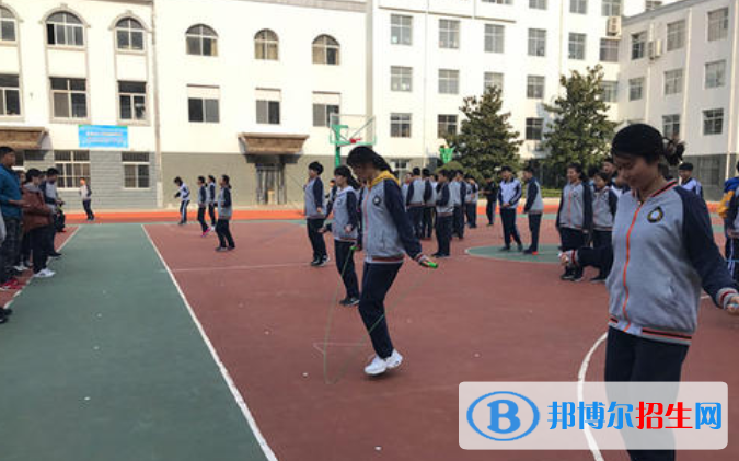 威海环翠国际中学初中部2020年招生办联系电话