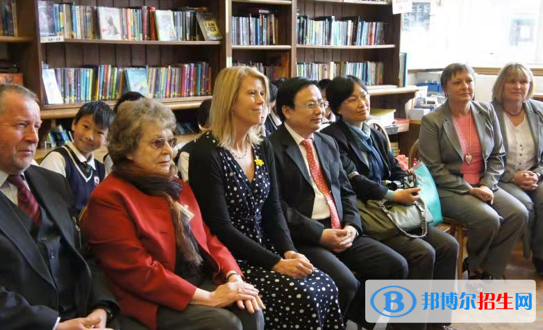 济宁孔子国际学校初中部网站网址