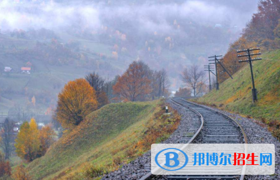襄阳2020年初中生可以去铁路学校吗