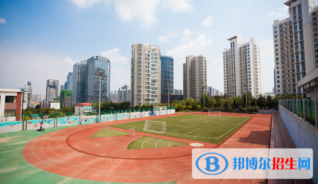青岛耀中国际学校初中部怎么样、好不好