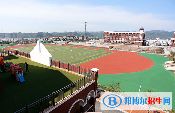 宜昌龙盘湖国际学校初中部地址在哪里
