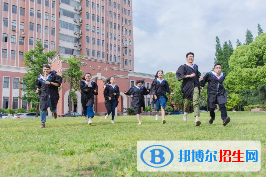 深圳市新鹏职业高级中学2020年有哪些专业