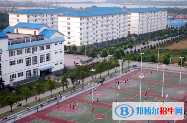 长江工程职业技术学院3