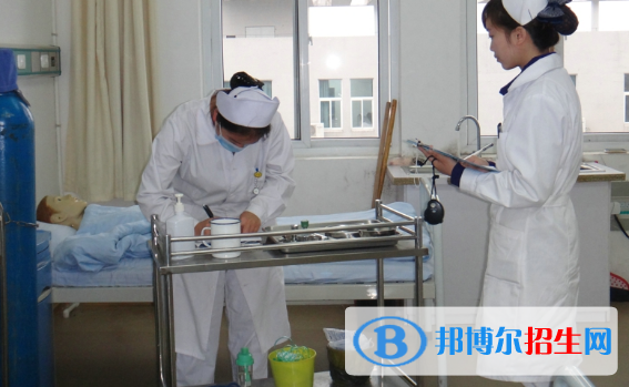 甘肃2020年有哪些收卫校的大专
