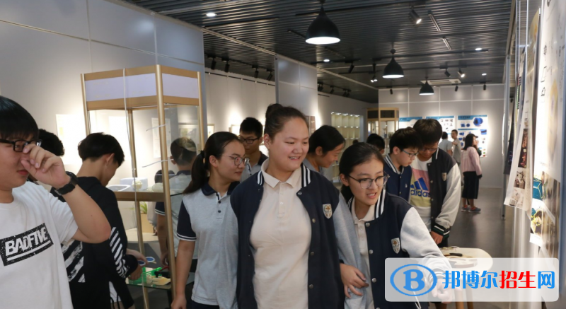 西交利物浦大学附属学校初中部2020年招生办联系电话