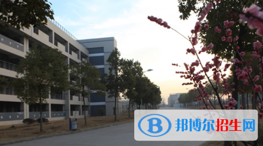 安徽2020年读铁路学校的大专