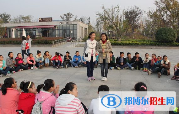 钟吾国际学校地址在哪里