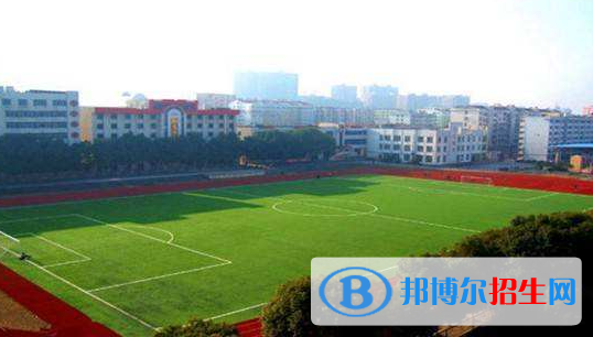 黄冈科技职业学院1