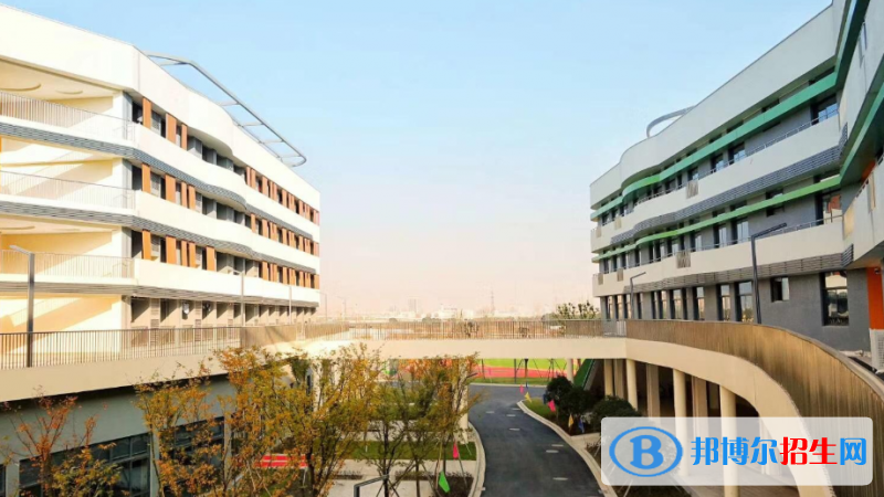 湖州帕丁顿双语学校初中部2020年招生办联系电话