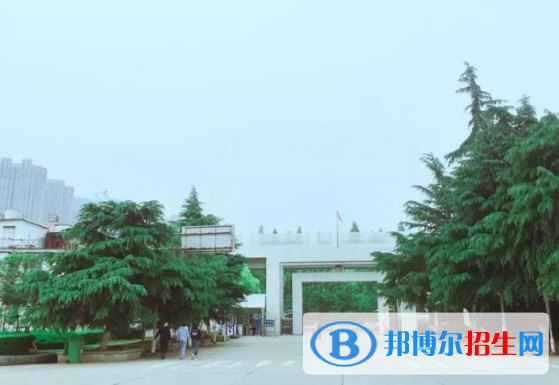 武汉中原通航技工学校2