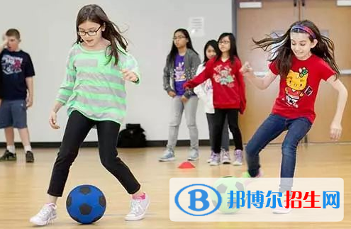 深圳贝赛思国际学校初中部2023年学费、收费多少