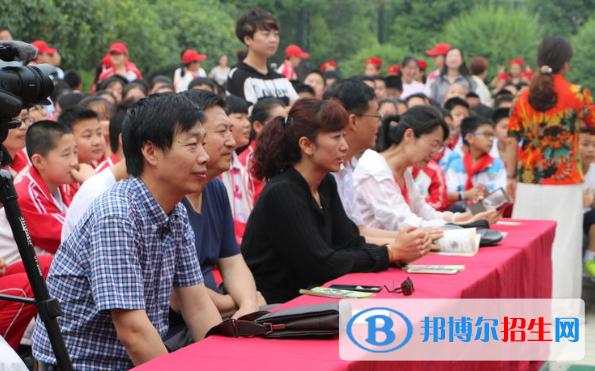  西藏民族学附属中2020年学费、收费多少