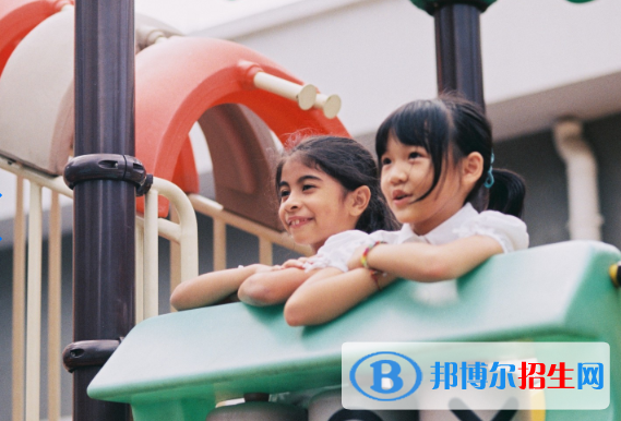 广州爱莎国际学校初中部2020年报名条件、招生要求、招生对象