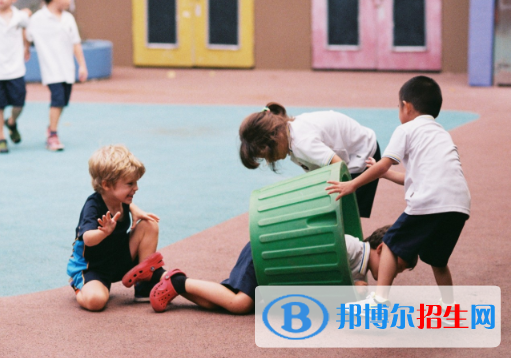 广州爱莎国际学校初中部2020年招生办联系电话