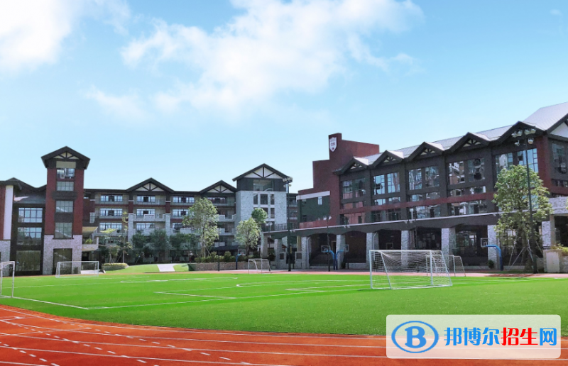 广州加拿大国际学校(CIS)初中部2020年招生计划