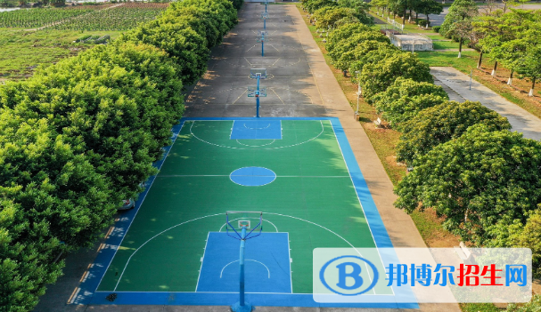 佛山顺德区郑敬诒职业技术学校2020年学费、收费多少