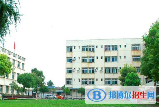 鄂东女子中等专业学校3