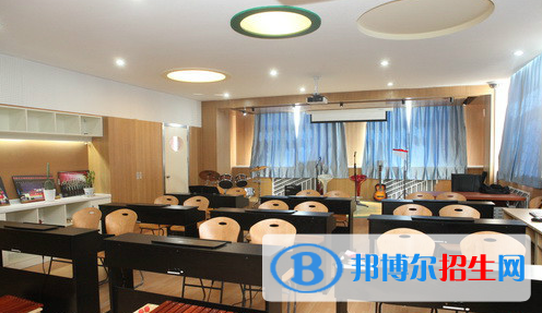 北京二十一世纪国际学校初中部2020年报名条件、招生要求、招生对象