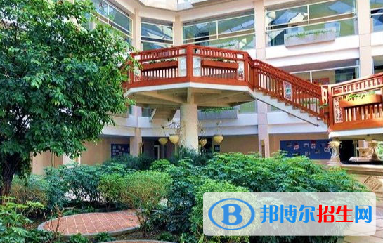 北京明诚外国语学校初中部2020年学费、收费多少