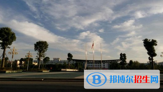 安徽2020年初中生可以上铁路学校吗