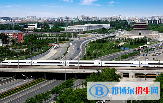 襄阳2020年铁路学校什么专业适合女生