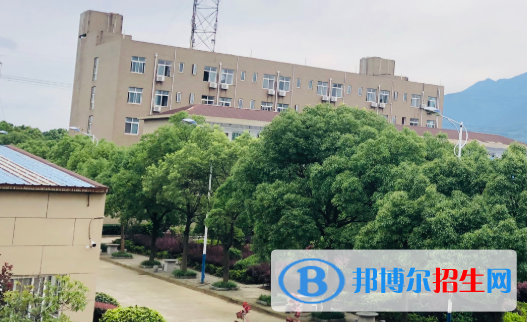 九江2020年初中生读什么铁路学校好