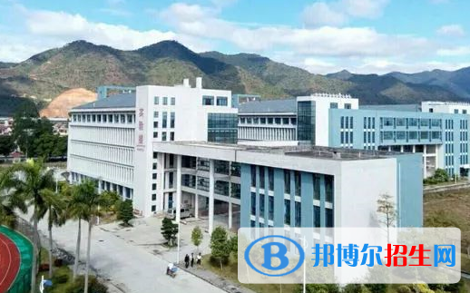 肇庆医学高等专科学校网站网址  