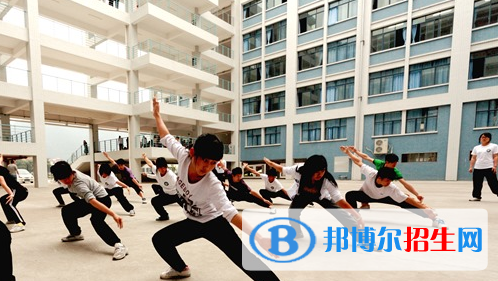 肇庆医学高等专科学校几专