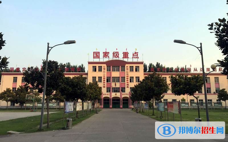 开封市中原科技中等职业学校2021年招生办联系电话