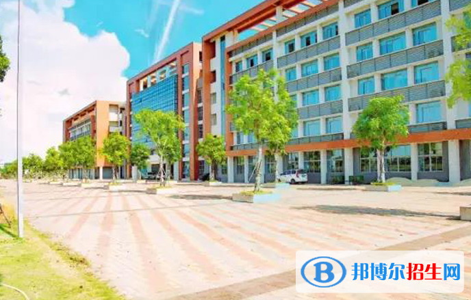 南海外国语学校地址在哪里