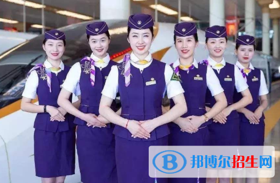 安徽2020年女生读铁路学校学什么好