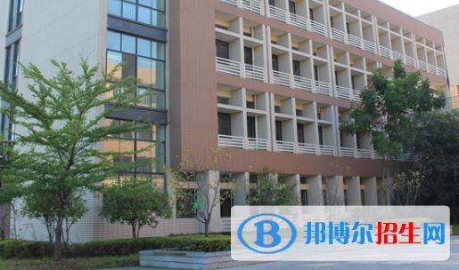 安徽2020年女生读铁路学校好吗