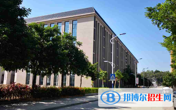 广东南方职业学院2020年招生办联系电话