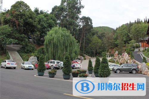 凉山州农业学校五年制大专地址在哪里