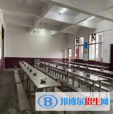 湘西自治州建筑学校图片