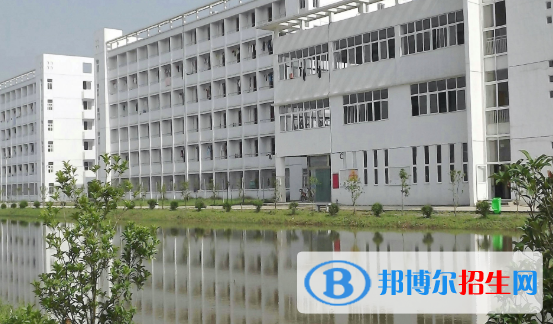安徽扬子职业技术学院是几专