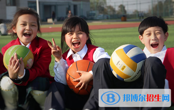 镇江枫叶国际学校小学部怎么样、好不好