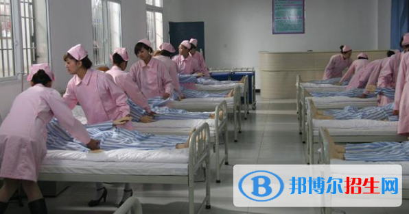 广东2020年男生上卫校学什么专业好
