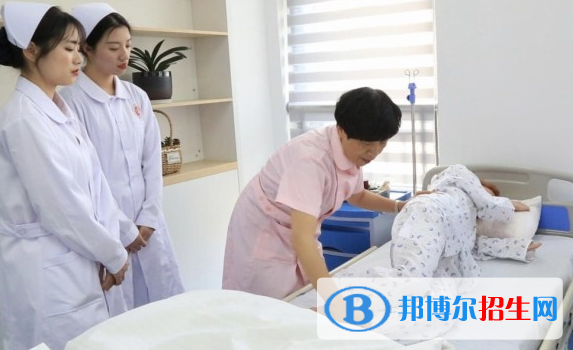 广东2020年女生上什么卫校好