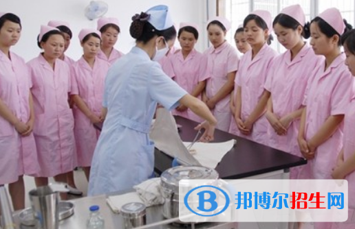 广东2020年卫校中专升大专考什么