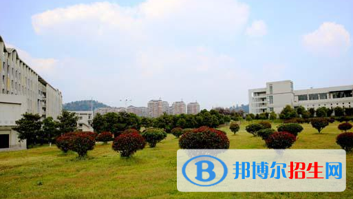 马鞍山卫生学校2020年招生办联系电话 