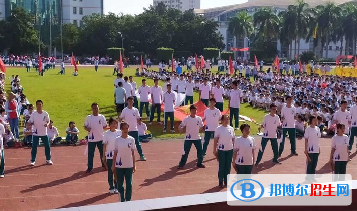 海南华侨中学怎么样、好不好