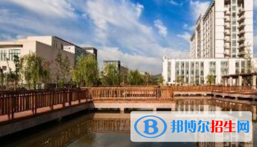 淮北工业与艺术学校地址在哪里