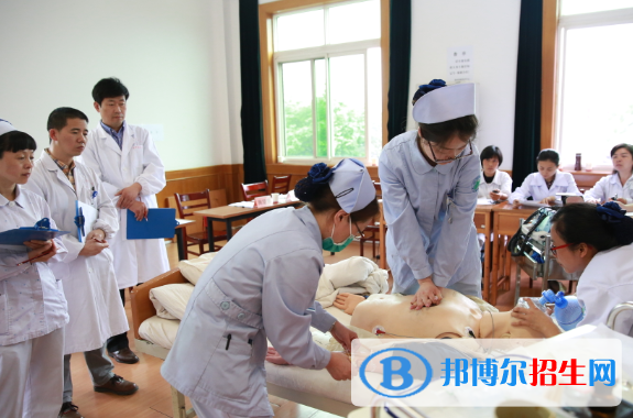 甘肃2020年中学毕业读什么卫校
