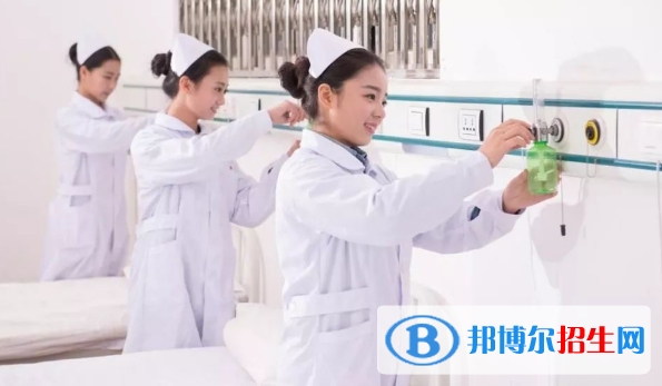 光是2020年卫校和幼师哪个好
