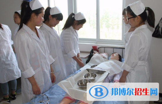广东2020年卫校是中专还是大专