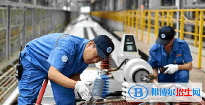 九江2020年男生读铁路学校好不好