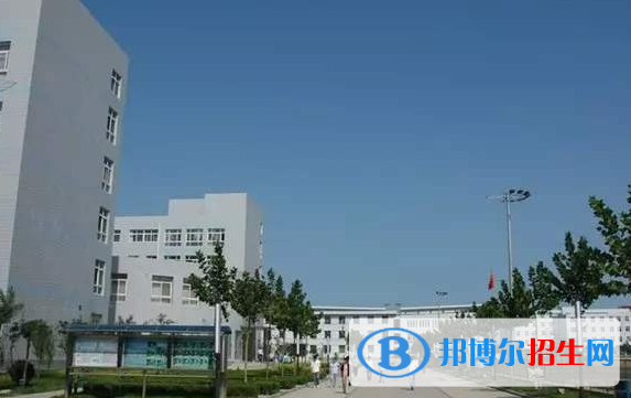 迁安第二中学2021年招生办联系电话